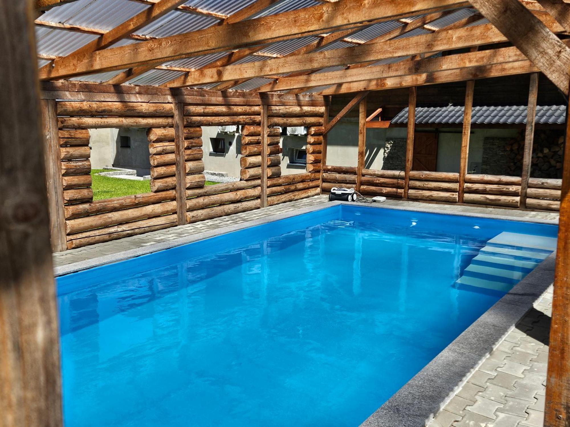 Pension Koliba Komorní Lhotka Exterior foto